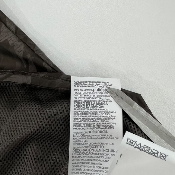 Under Armour Men's Jacket M Camo Print Pullover Windbreaker Green Camo M - Picture 7 of 8